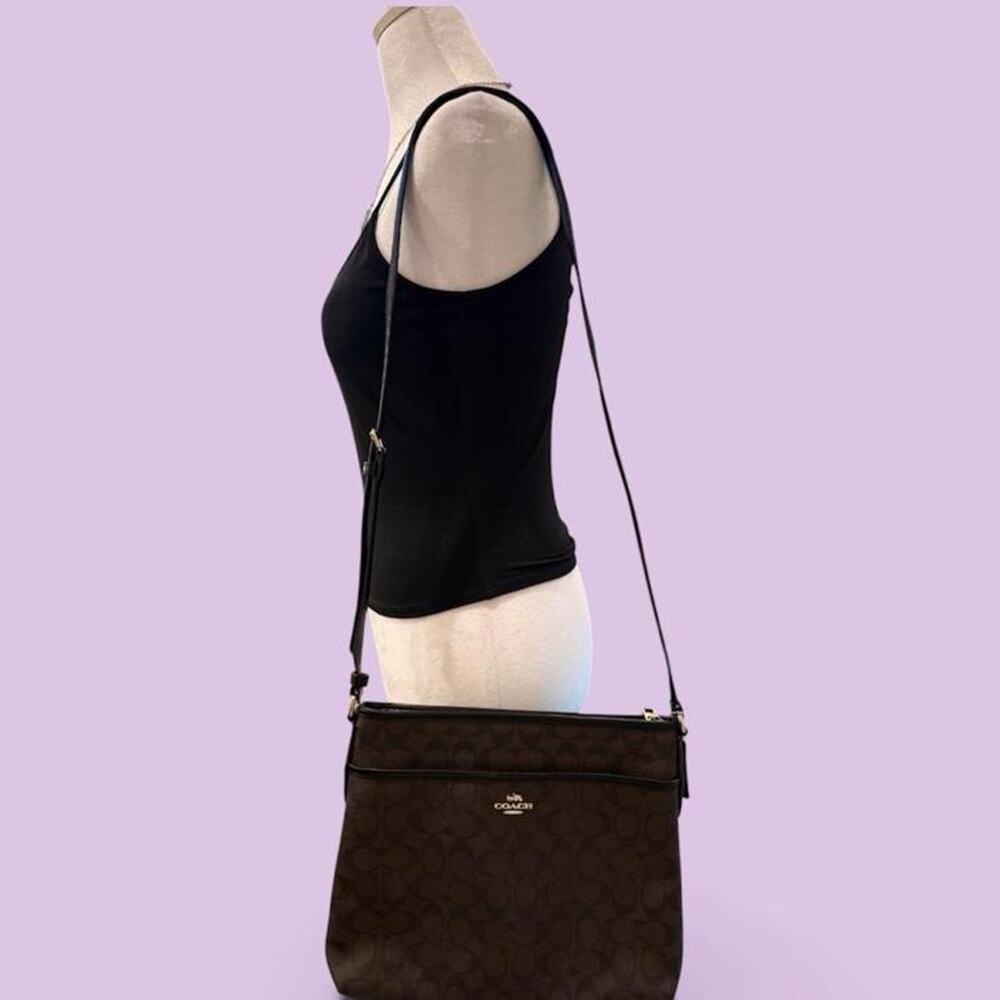 Vintage 2000s coach signature canvas